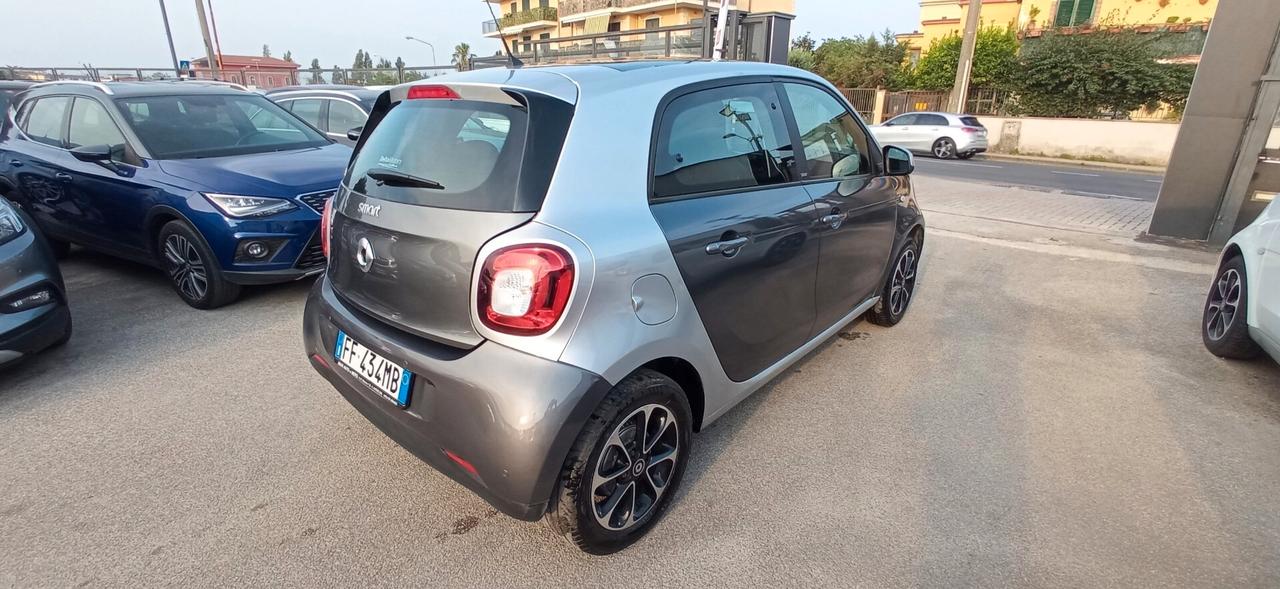 Smart ForFour TWINAMIC - TETTO PANORAMICO