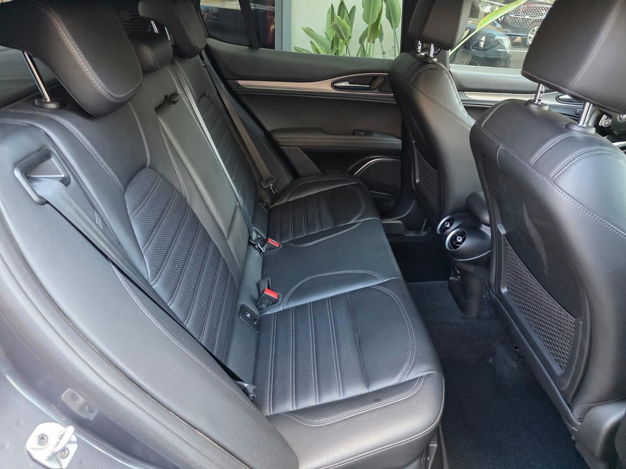 Alfa Romeo Stelvio 2.2 Turbodiesel 190 CV AT8 Q4 Pack VELOCE