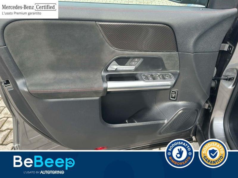 Mercedes-Benz GLA 200 D PREMIUM 4MATIC AUTO