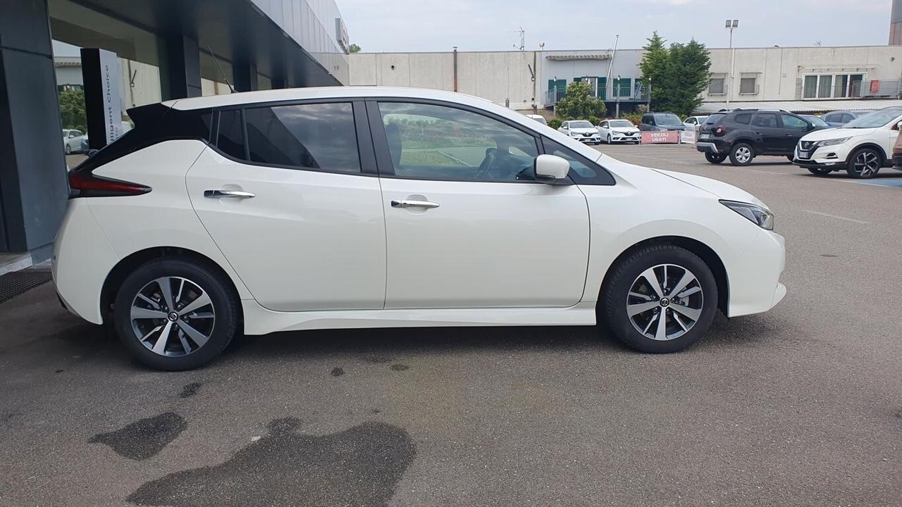 Nissan Leaf Acenta 40 kWh GH396