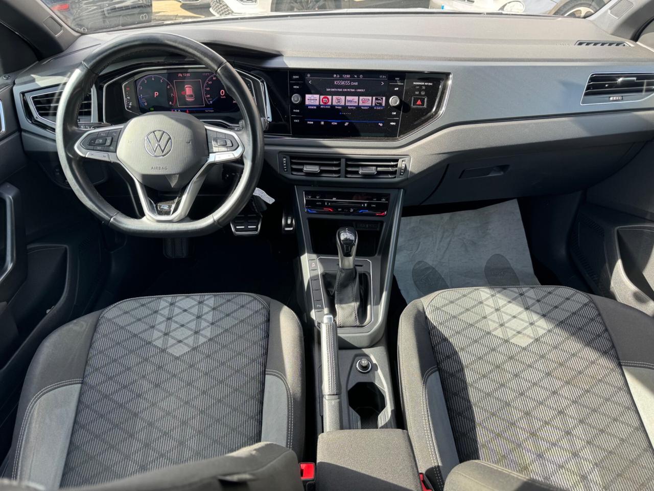 Volkswagen Taigo 1.0 TSI 110 CV DSG R-Line