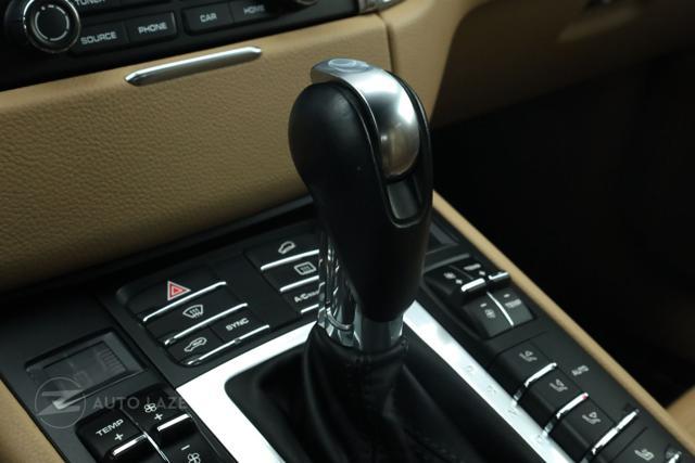 PORSCHE Macan 2.0 Sedili Riscaldabili Volante Elettrico 4x4