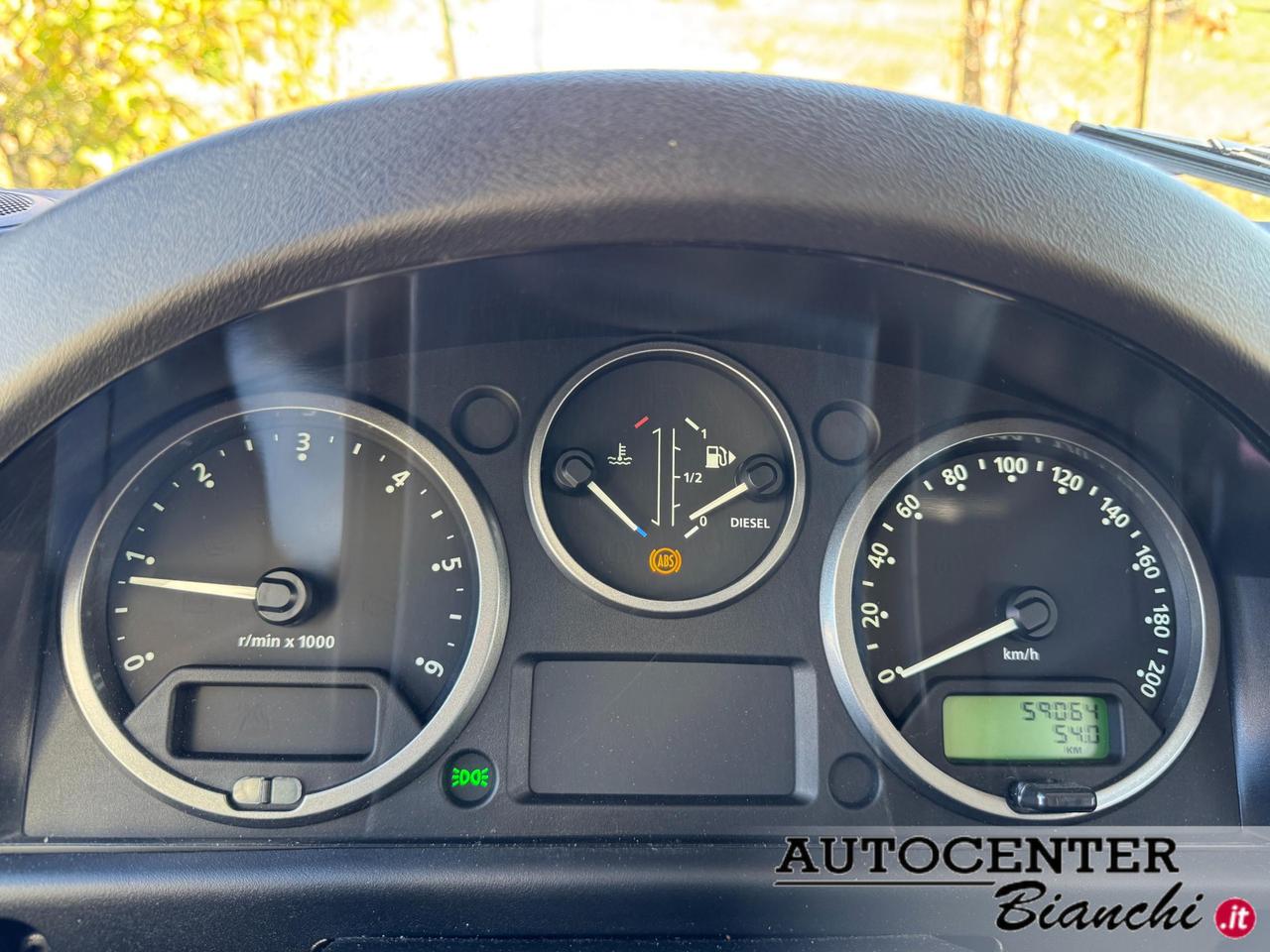 Land Rover Defender 90 SW Defender 90 2.4 td SE SW