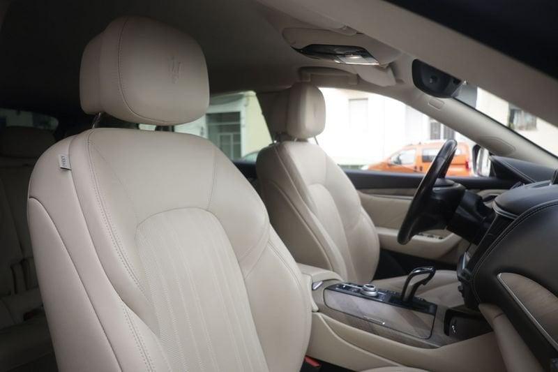 Maserati Levante V6 Diesel 275 CV AWD Granlusso Q4 Unicoproprietario