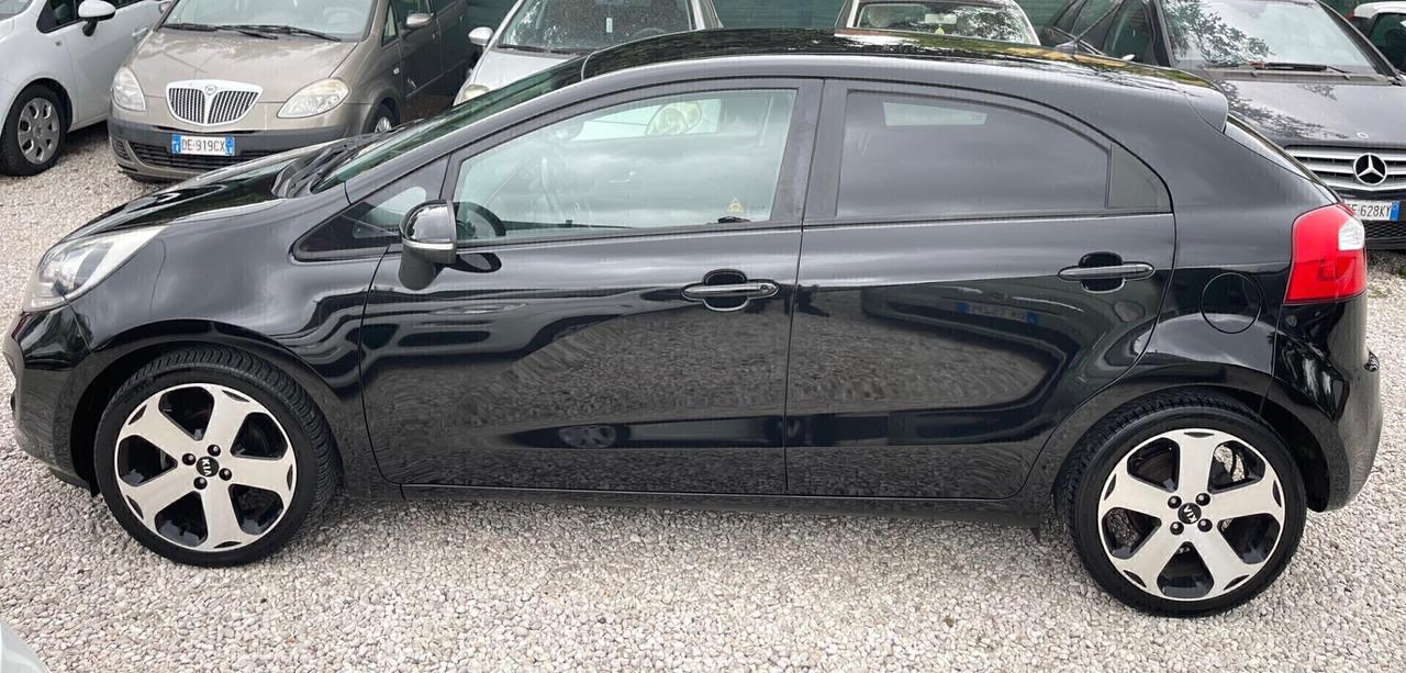 Kia Rio 1.1 CRDi 5p. Cool 2014