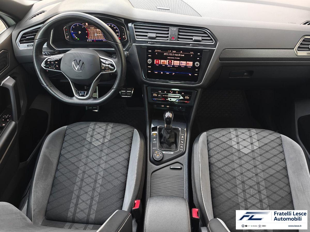 VOLKSWAGEN - Tiguan 2.0 tdi R-Line 4motion 200cv dsg (Esposizione Piano Lago)