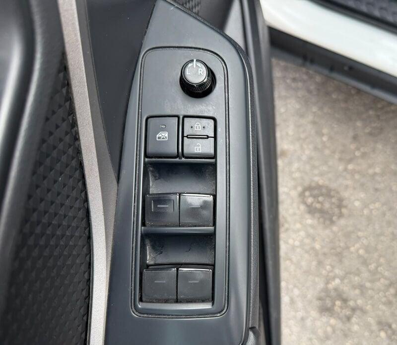 Toyota C-HR C-HR 1.8h Lounge e-cvt