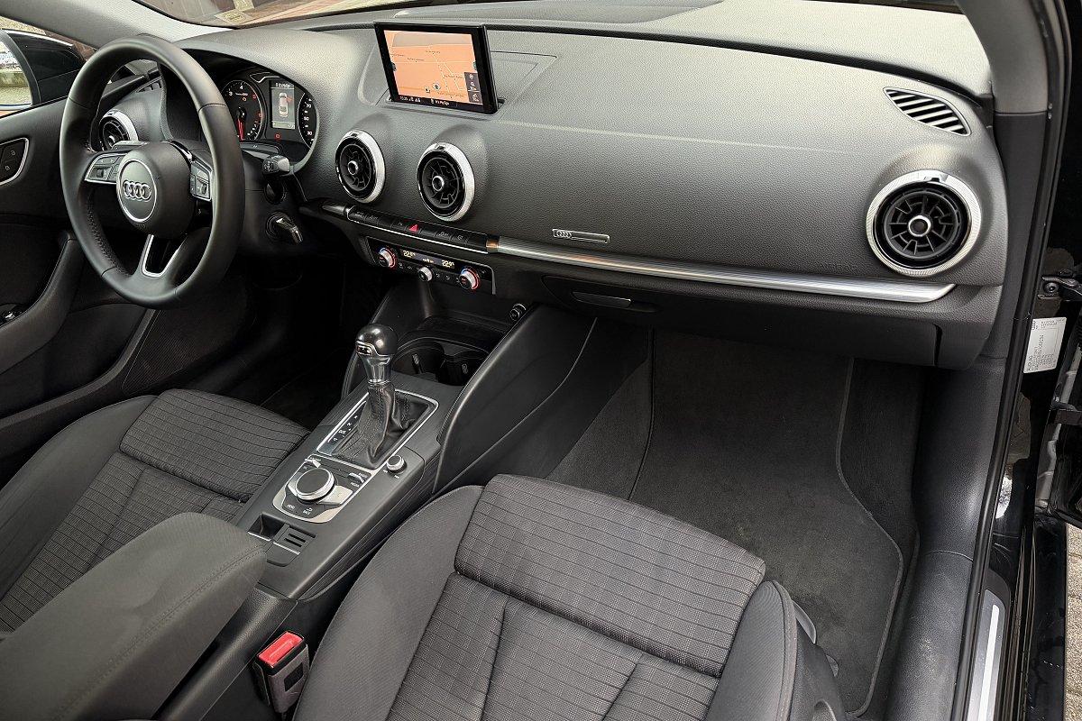 AUDI A3 Sedan 1.6 TDI 116 CV S tronic Sport