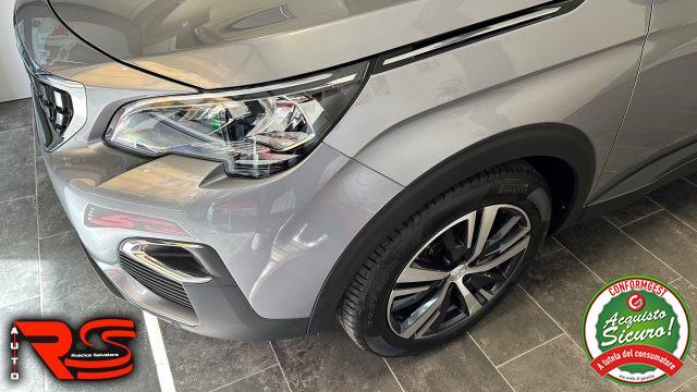 PEUGEOT 3008 BlueHDi 130 S&S EAT8 Crossway