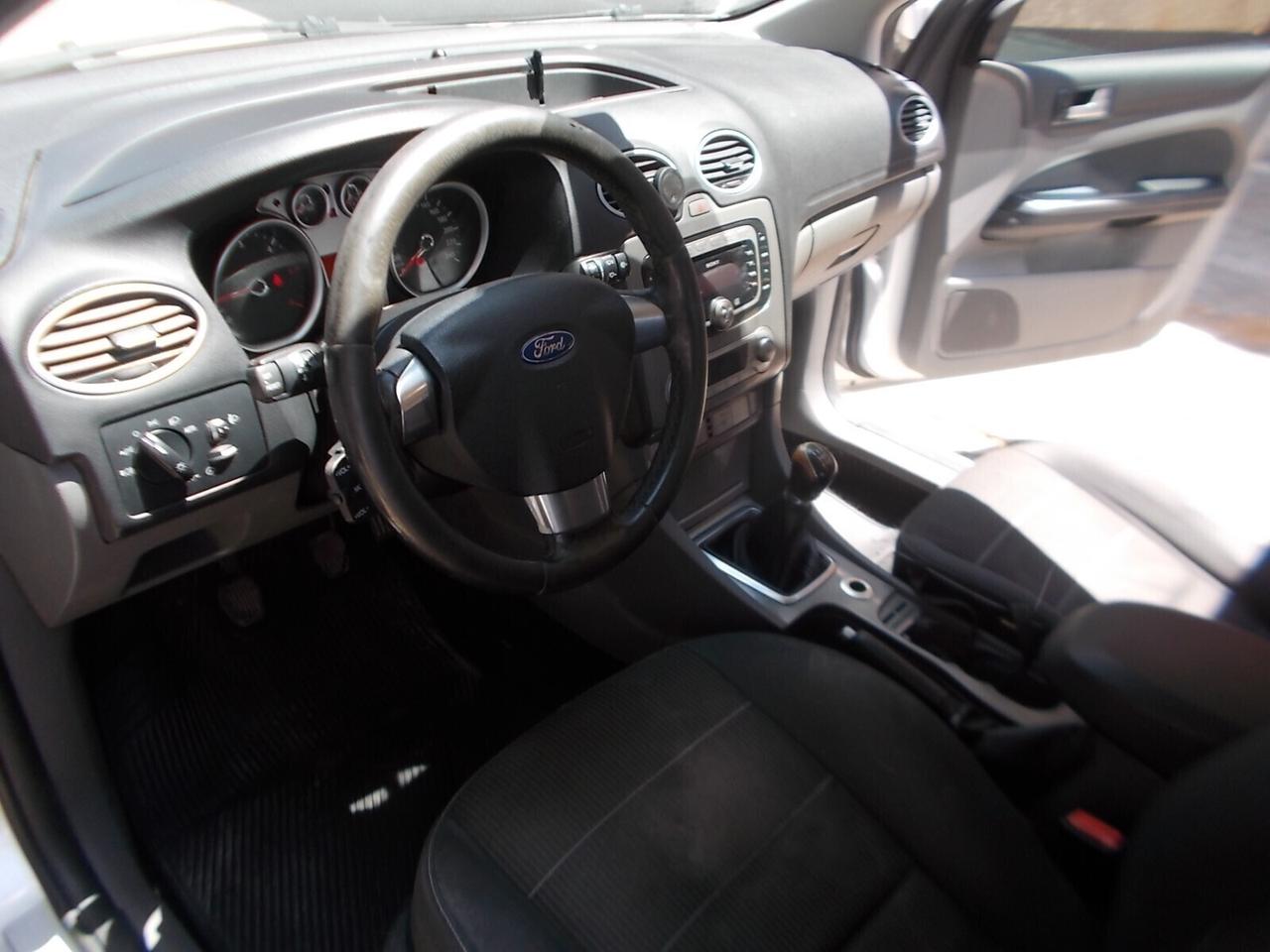 Ford Focus BERLINA 1.6 TDCi 90cv 5p. TITANIUM