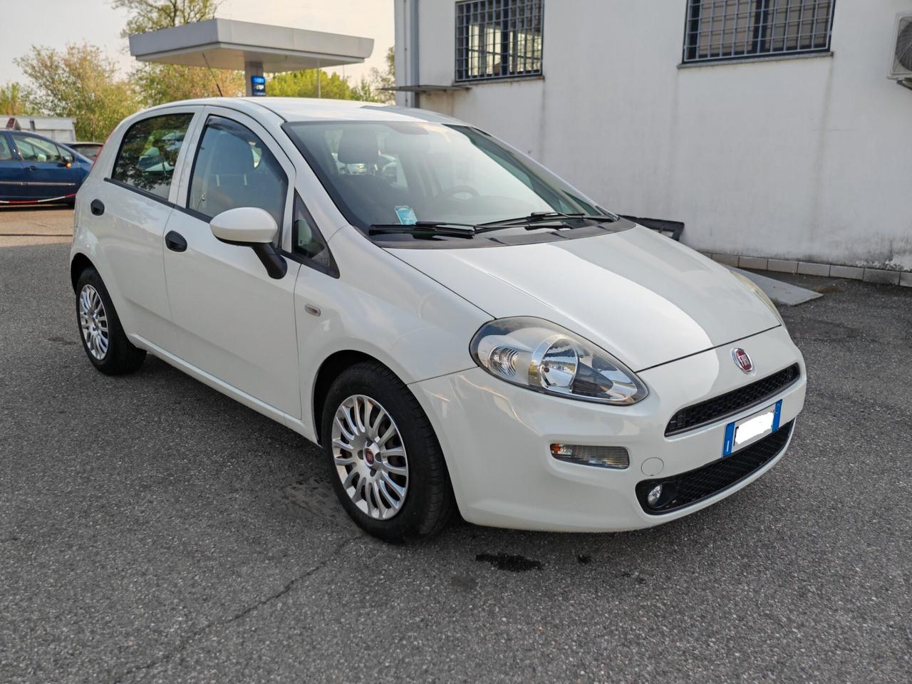 Fiat Punto 1.3 MJT II S&S 95 CV 5 porte Street