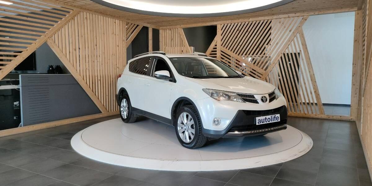 Toyota Rav4 2.2 d-cat Style 4wd 150cv auto