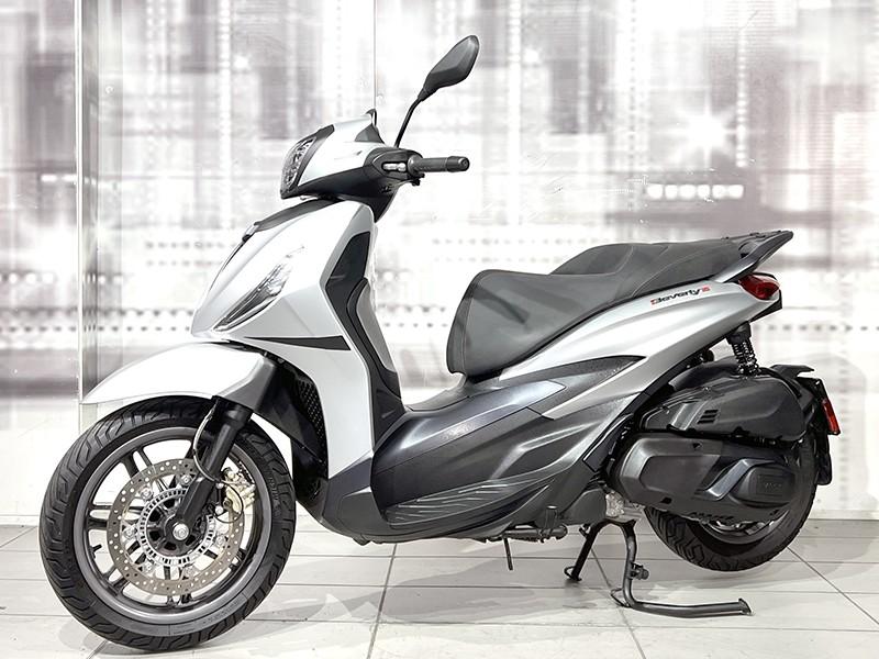 Piaggio Beverly 400 S