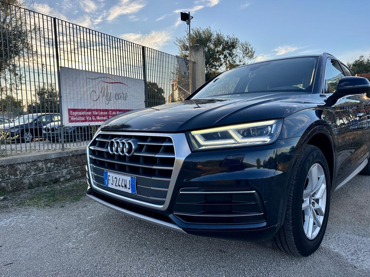 Audi Q5 2.0 TDI 150 CV Design-2017 LED/PELLE/18"