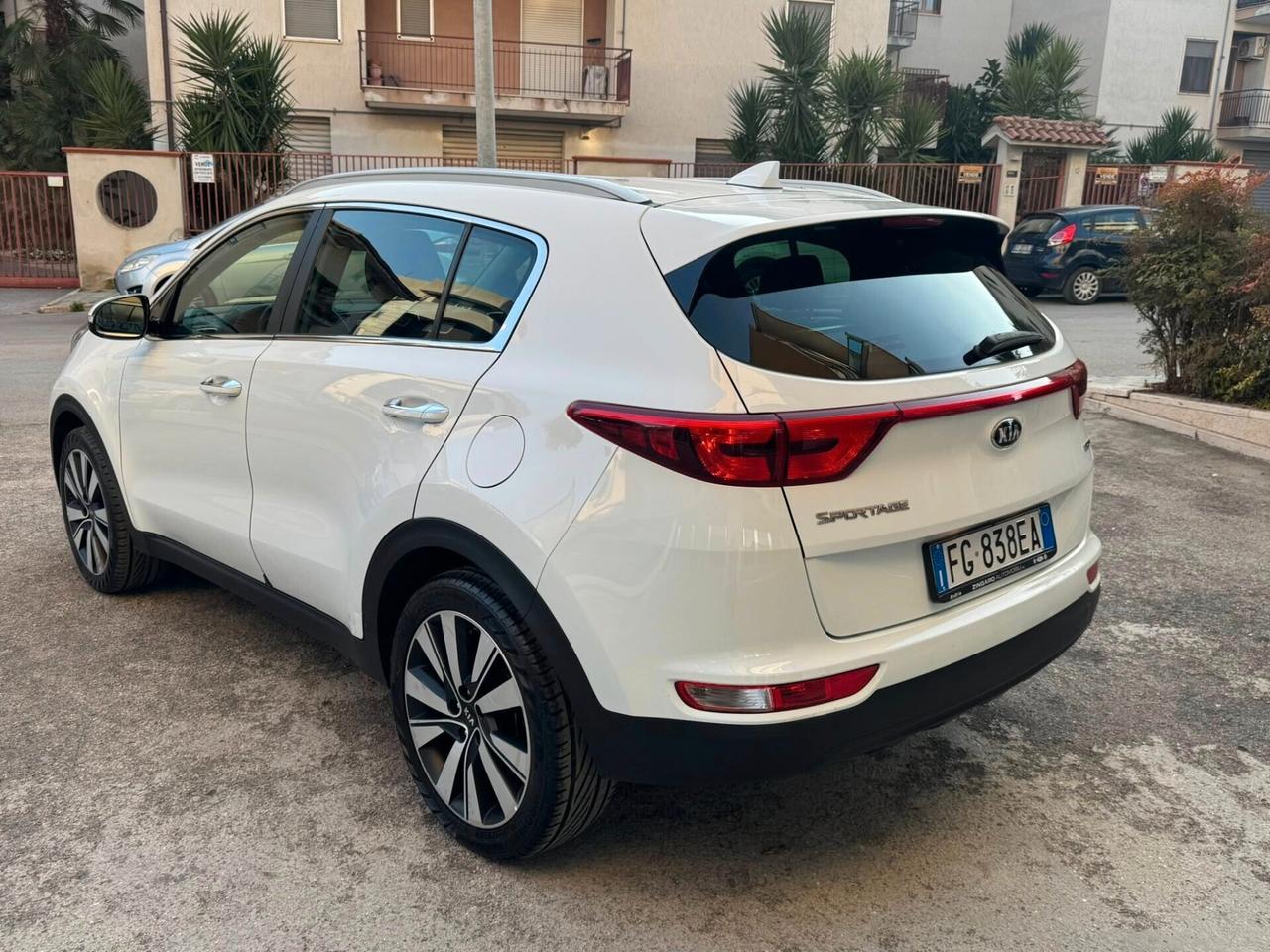 KIA SPORTAGE 1.7 CRDI 115 CV. CLASS NAVI+CERCHI+RETROCAMERA