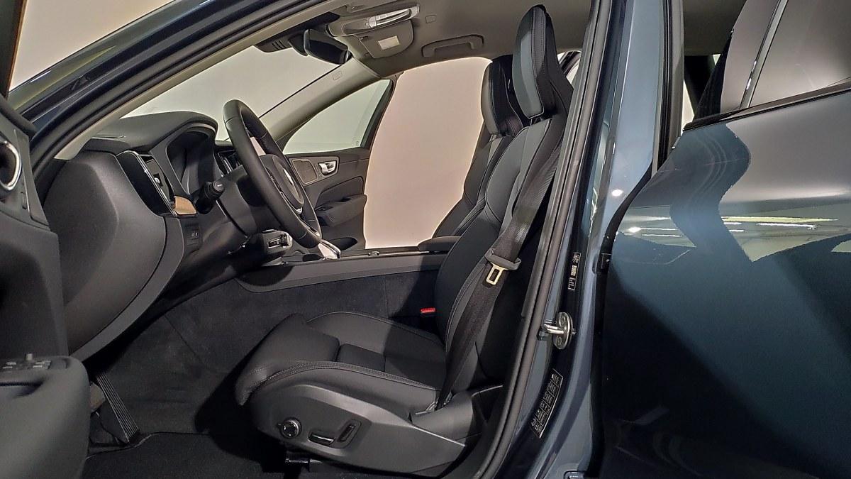 VOLVO Xc60 T6 Plug-In Hybrid Awd Automatico Plus Dark