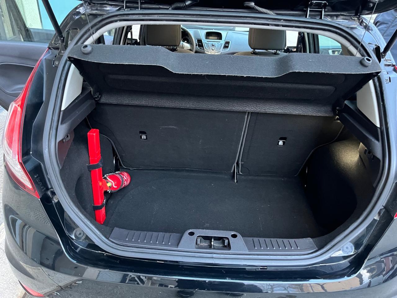 Ford Fiesta 1.5 TDCi 75CV 5 porte Business