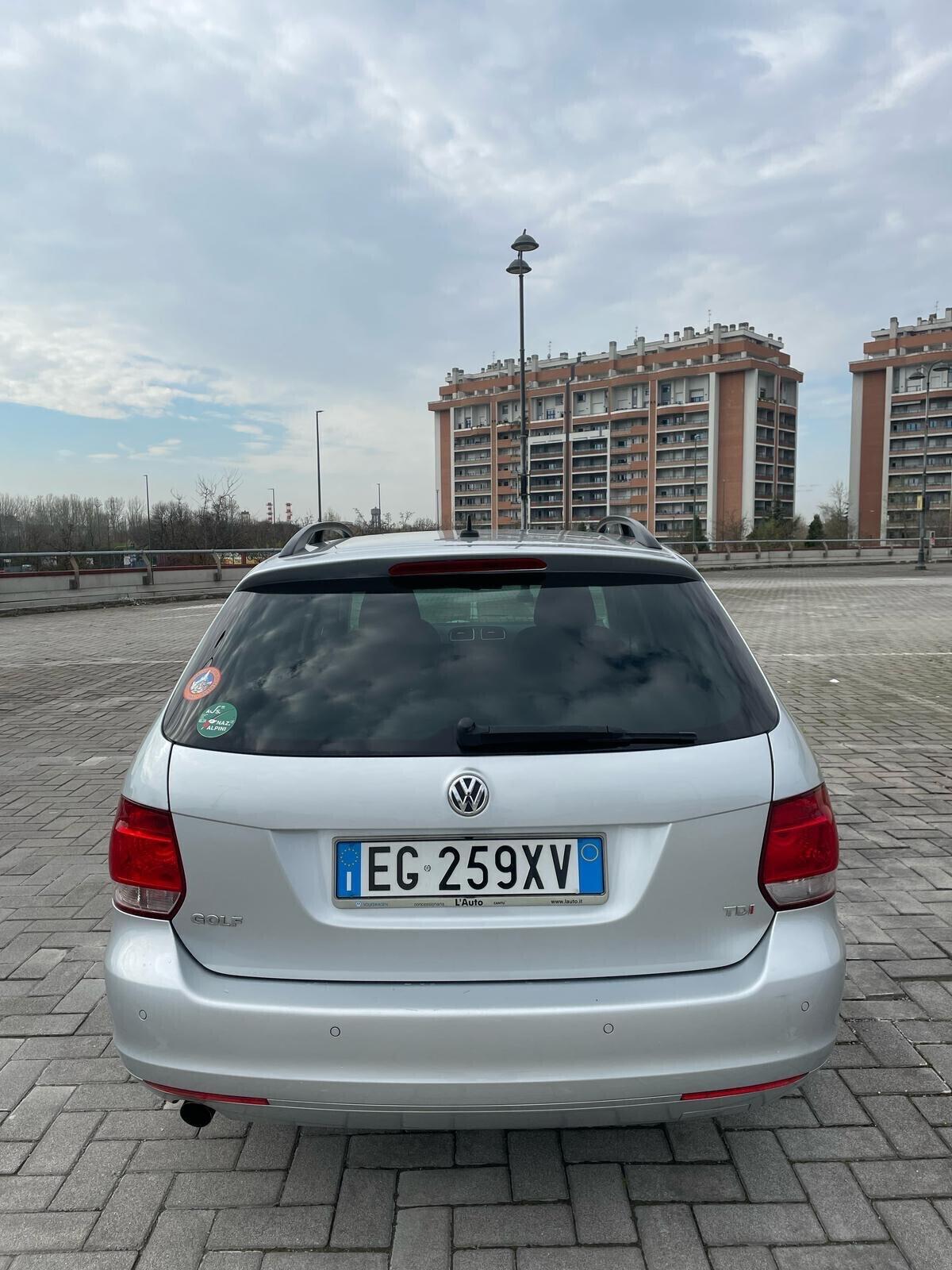 Volkswagen Golf Variant 1.6 TDI DPF DSG Highline 12 MESI GARANZIA UNI. PRO