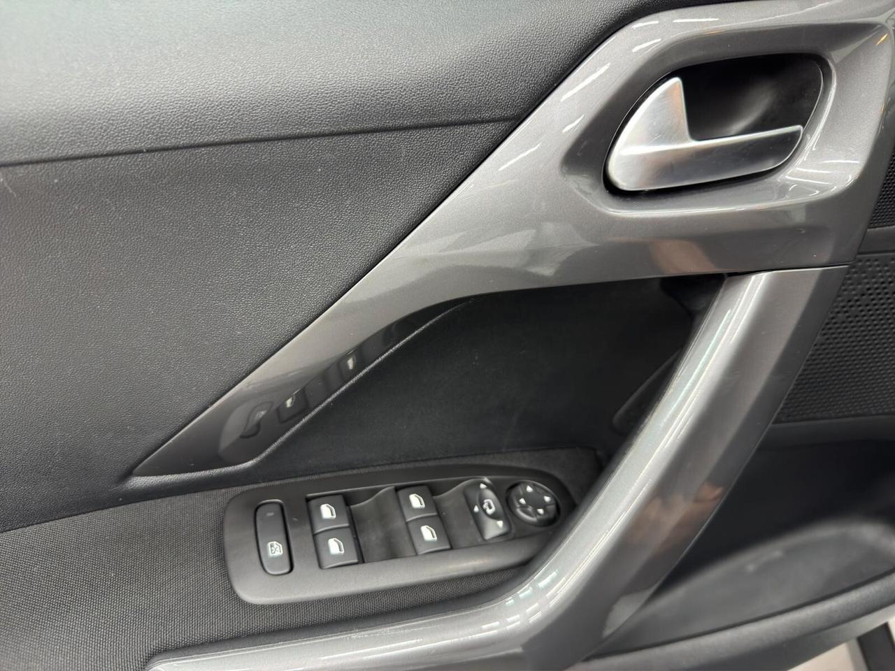 Peugeot 2008 PureTech 82 Active