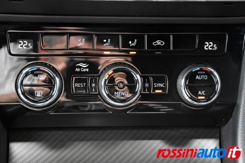 SKODA SUPERB WAGON 2.0 TDI 200 CV DSG SPORTLINE + R19 VEGA