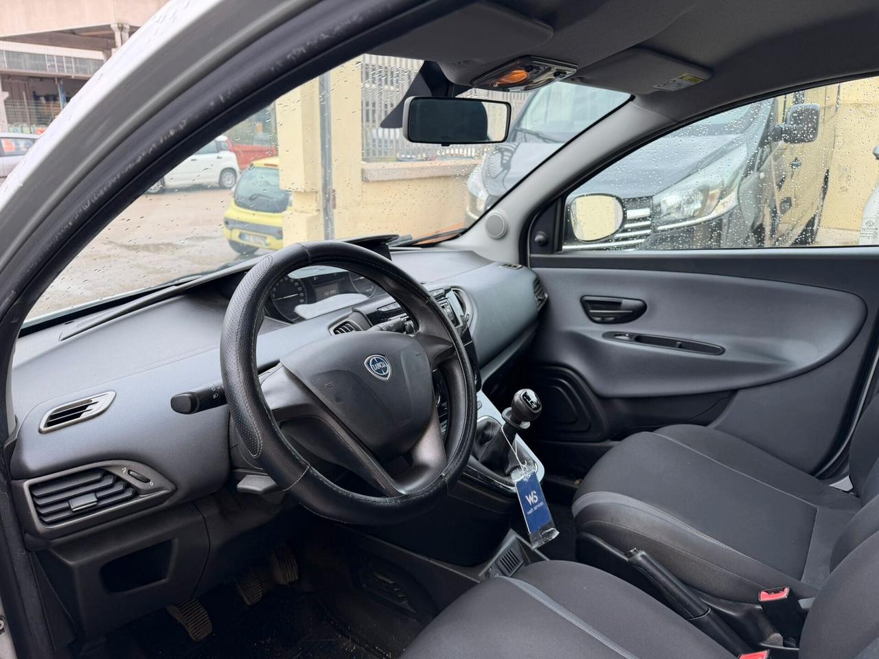 Lancia Ypsilon 1.2 Benzina 69 CV 5 porte Platinum