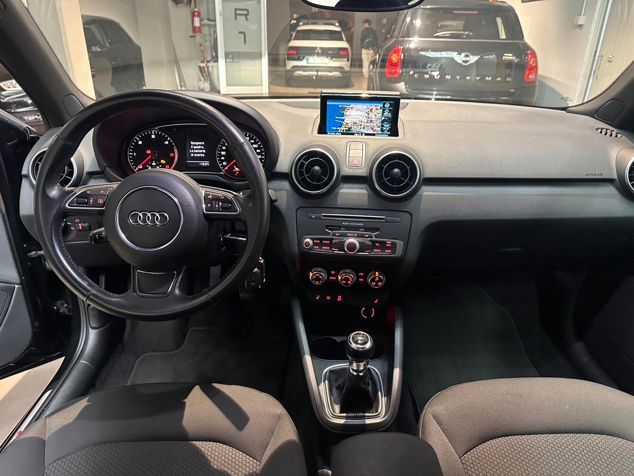 Audi A1 Sportback S-LINE NAVI FARI MATRIX KM CERTIF
