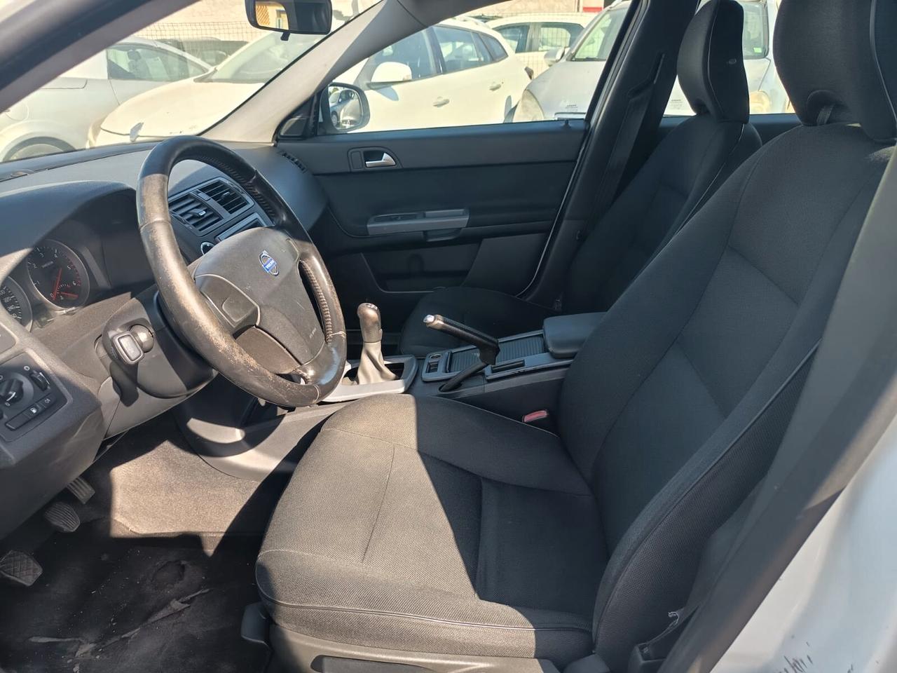 Volvo V50 D2 POLAR