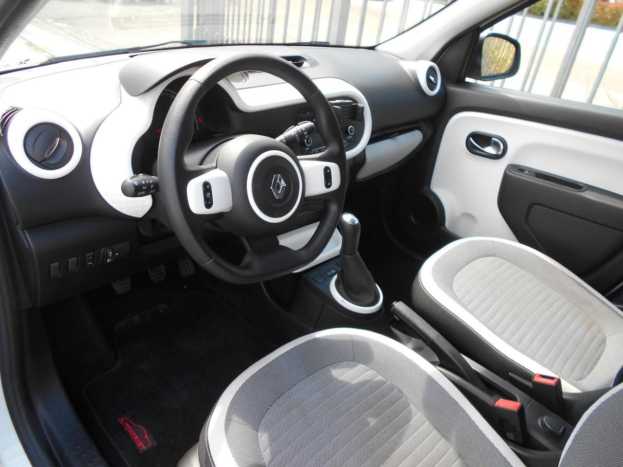 RENAULT TWINGO 1.0 SCE