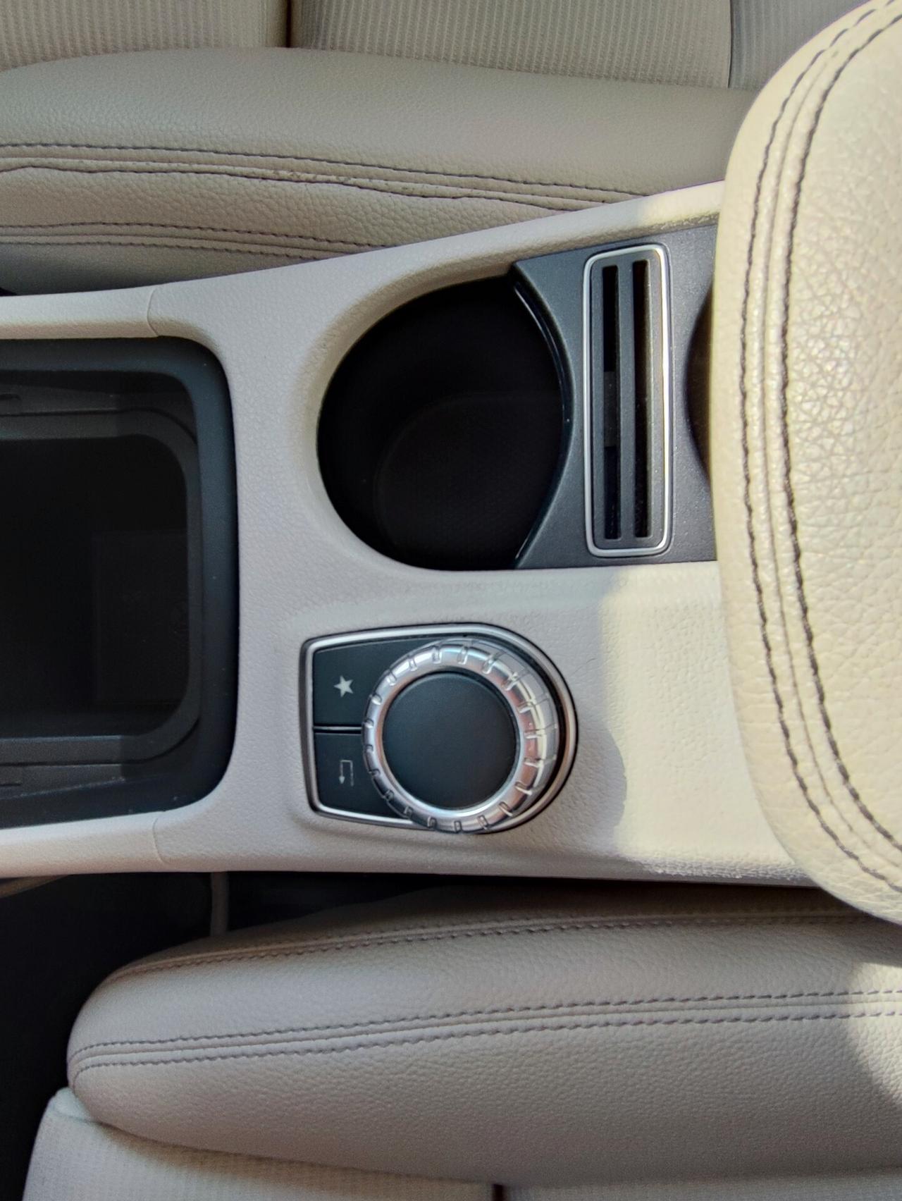 Mercedes-benz GLA 200 d Automatic 4Matic Premium