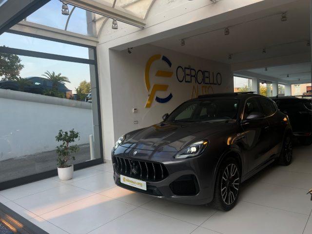 MASERATI Grecale MHEV 300 CV AWD GT tetto panoramico da?549,00