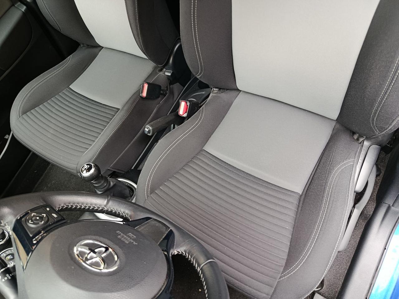 Toyota Yaris Active 1.0 VVT-i #7550