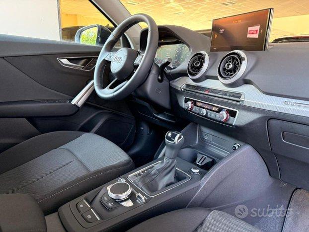 AUDI Q2 30 TDI S tronic Identity Black