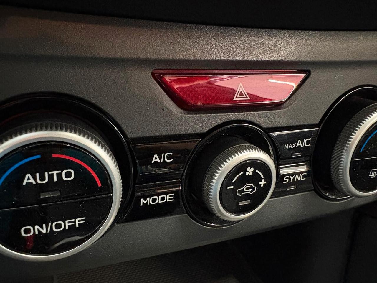 Subaru XV STYLE NAVI 2.0i Lineartronic AWD UNICO PR.
