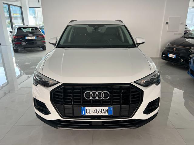 AUDI Q3 35 TDI S tronic Business Advanced Black Pack