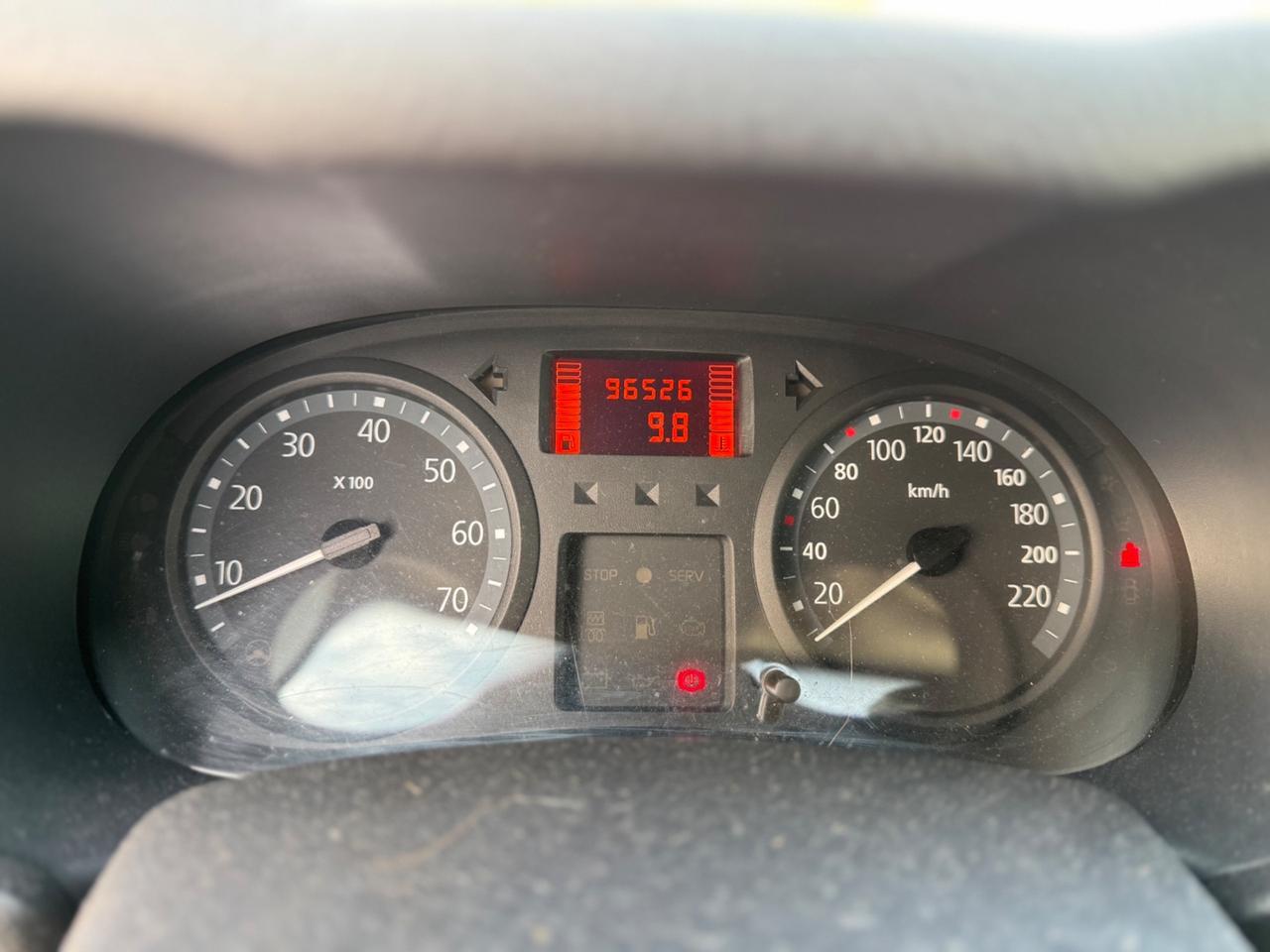 RENAULT CLIO 1.2 BENZINA 5.P SOLI 96.000 KM GARANZIA 12 MESI