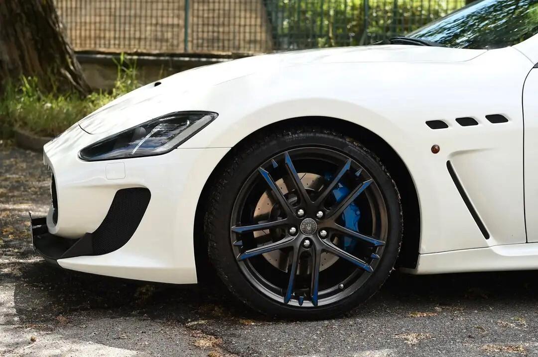 Maserati GranCabrio 4.7 V8 MC