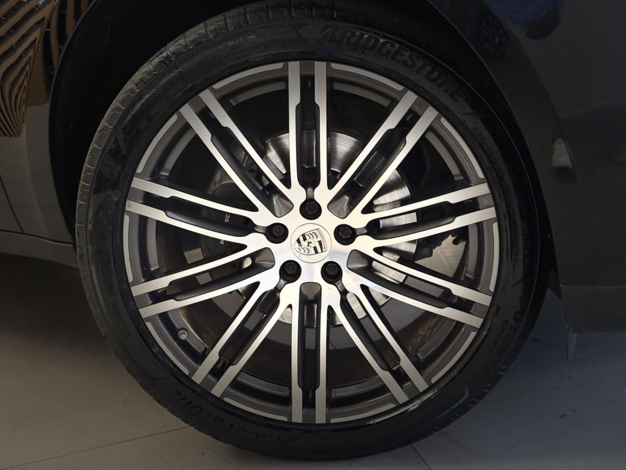 Porsche Macan 2.0 250 CV NO SUPERBOLLO FULL OPTIONALS GANCIOTRAINO PERMUTE