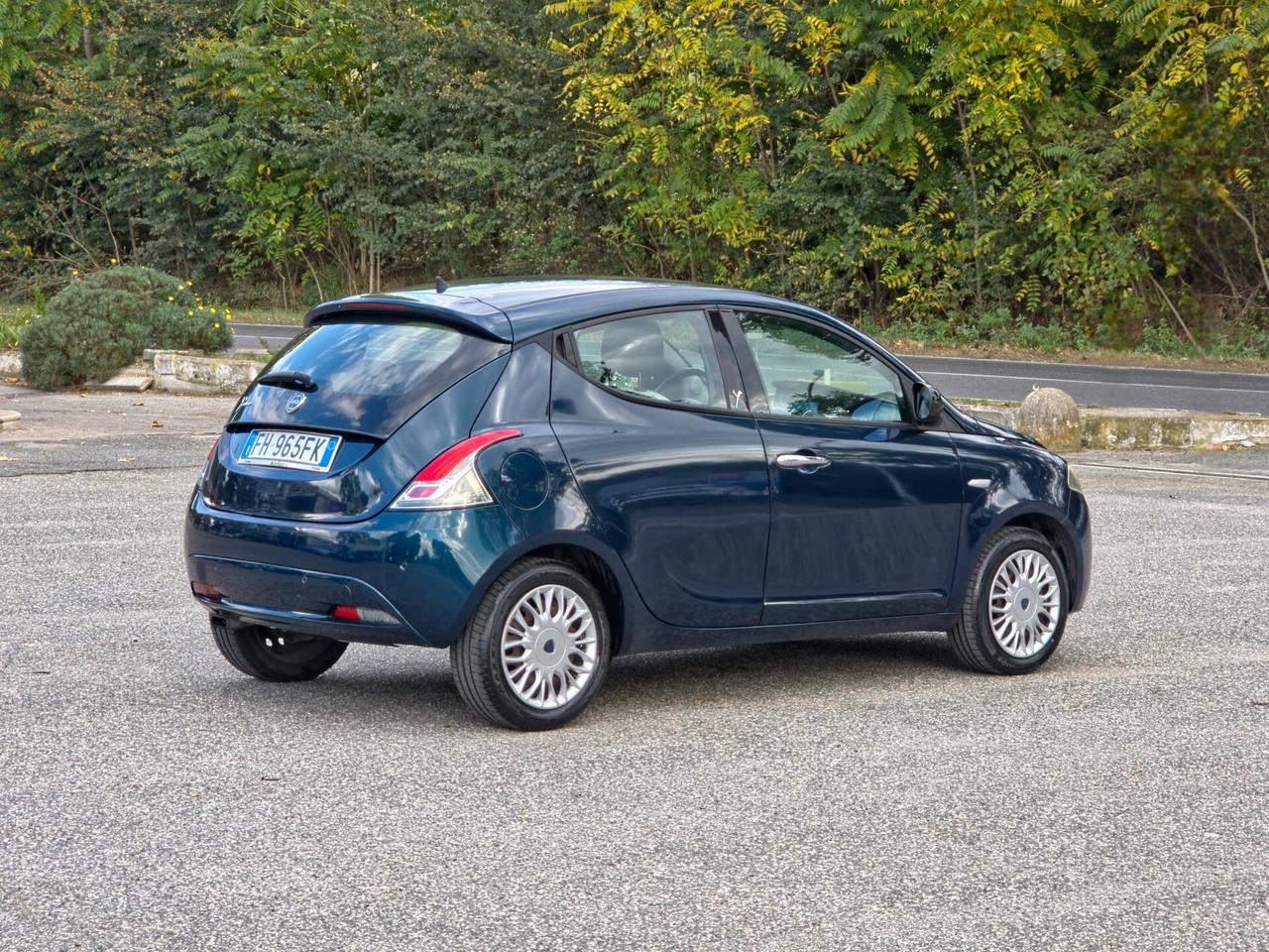 Lancia Ypsilon 1.2 69 CV 5 porte GPL Ecochic Platinum 2018-E6 NEO