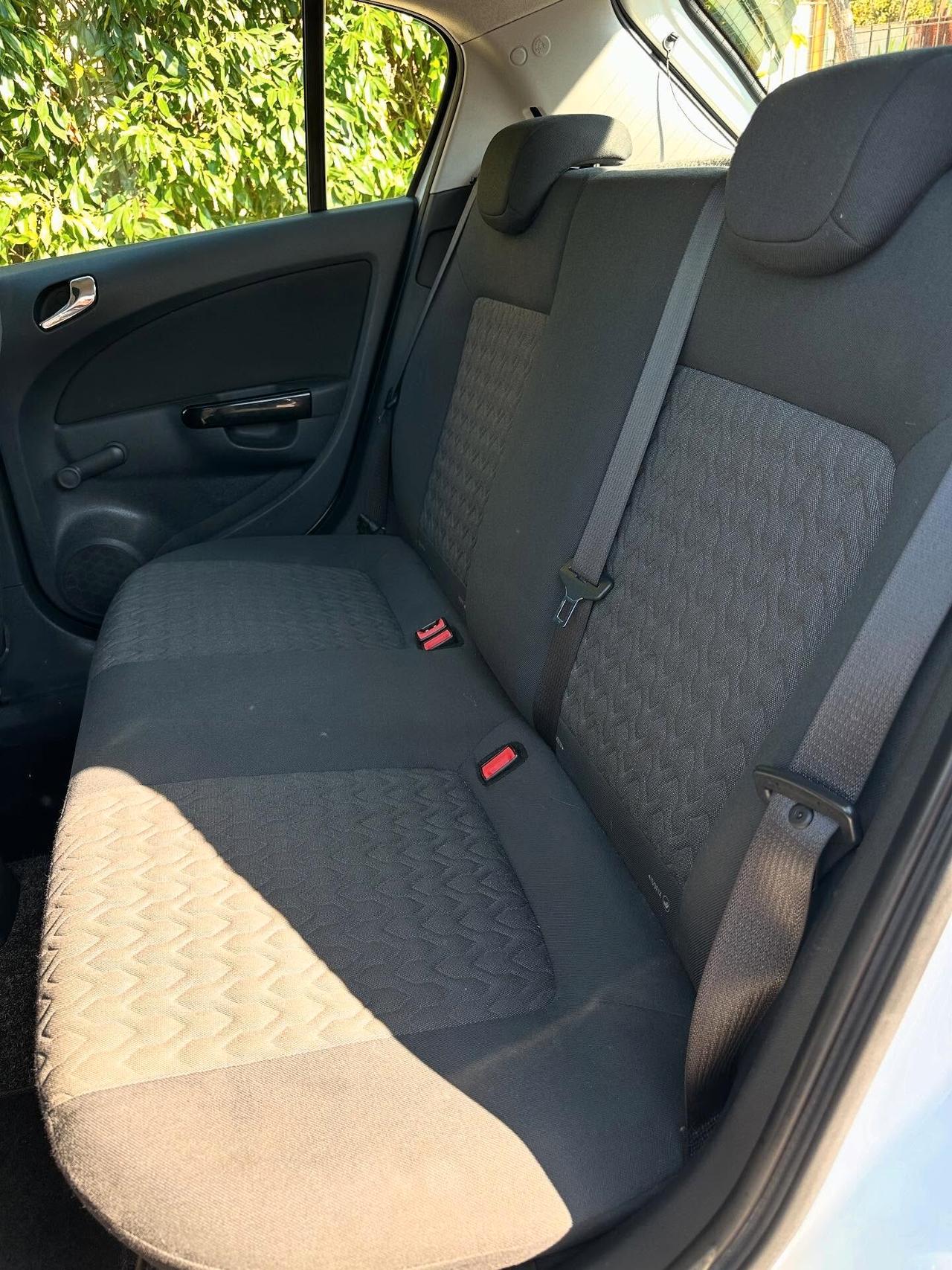 Opel Corsa 1.2 85CV 5 porte GPL-TECH Edition