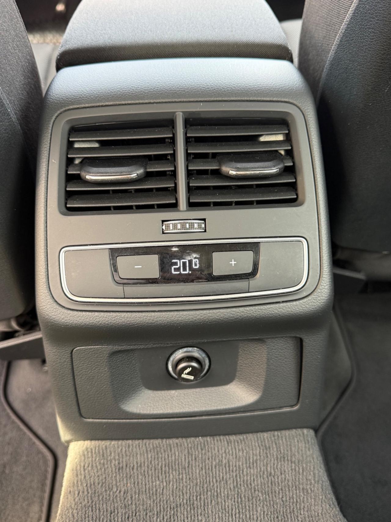 Audi A4 30 TDI/136 CV S tronic line edition 2022