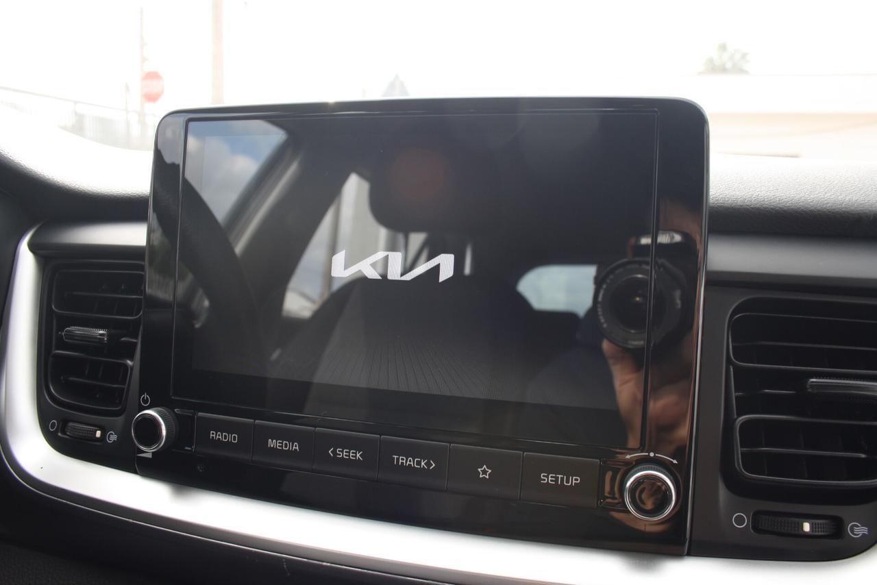 Kia Stonic 1.2 DPI Urban *2022