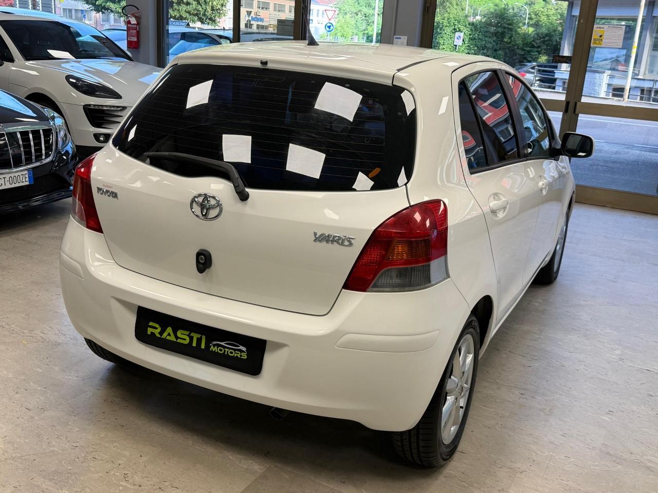 Toyota Yaris 1.3 5 porte Sol