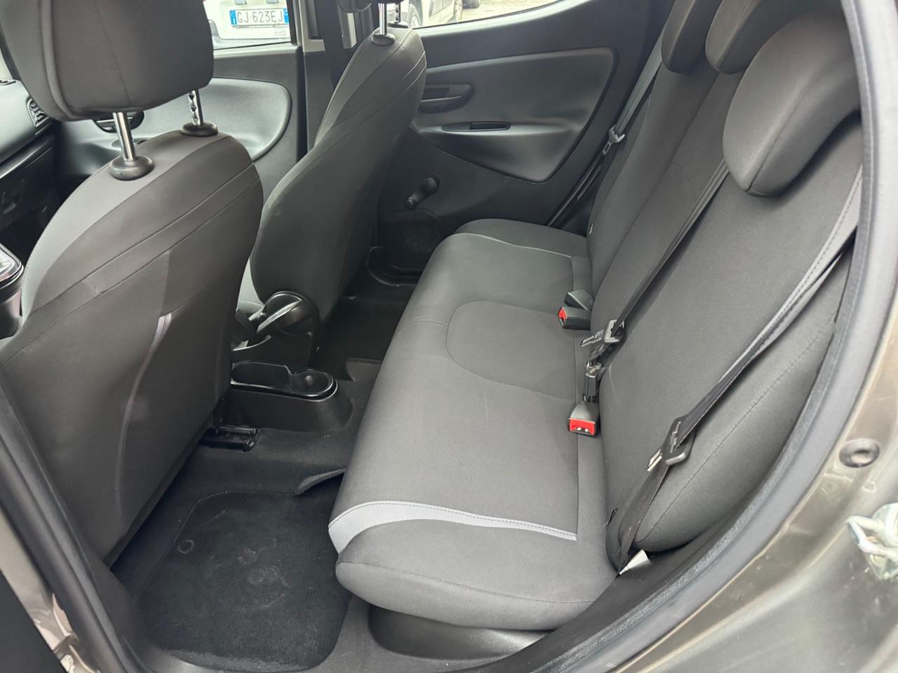 Lancia Ypsilon 1.3 MJT 16V 95 CV 5P. S&S Platinum 2016