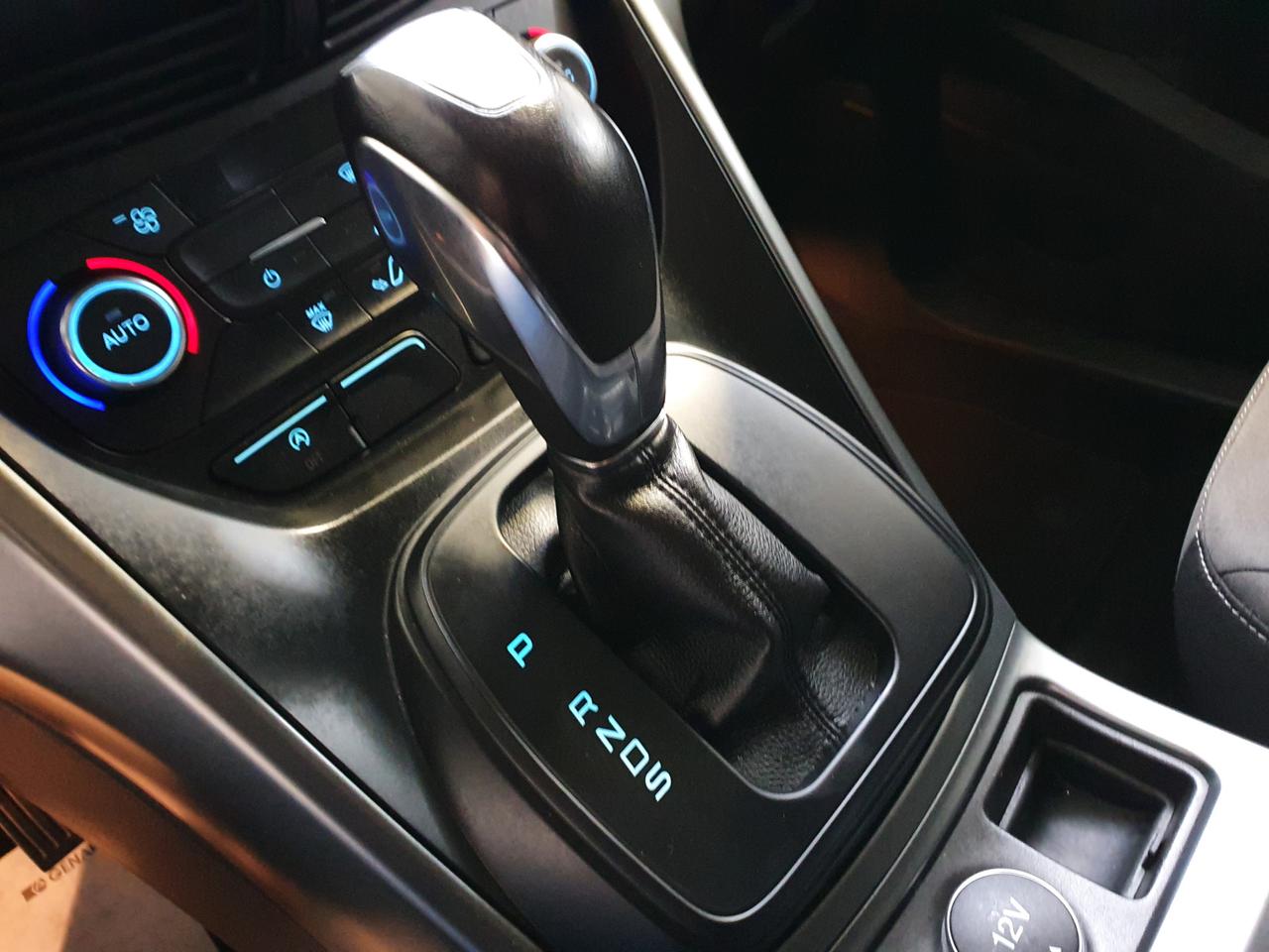 FORD Kuga 2ª serie - Kuga 1.5 TDCI 120 CV S&S 2WD Powershift Titanium Business