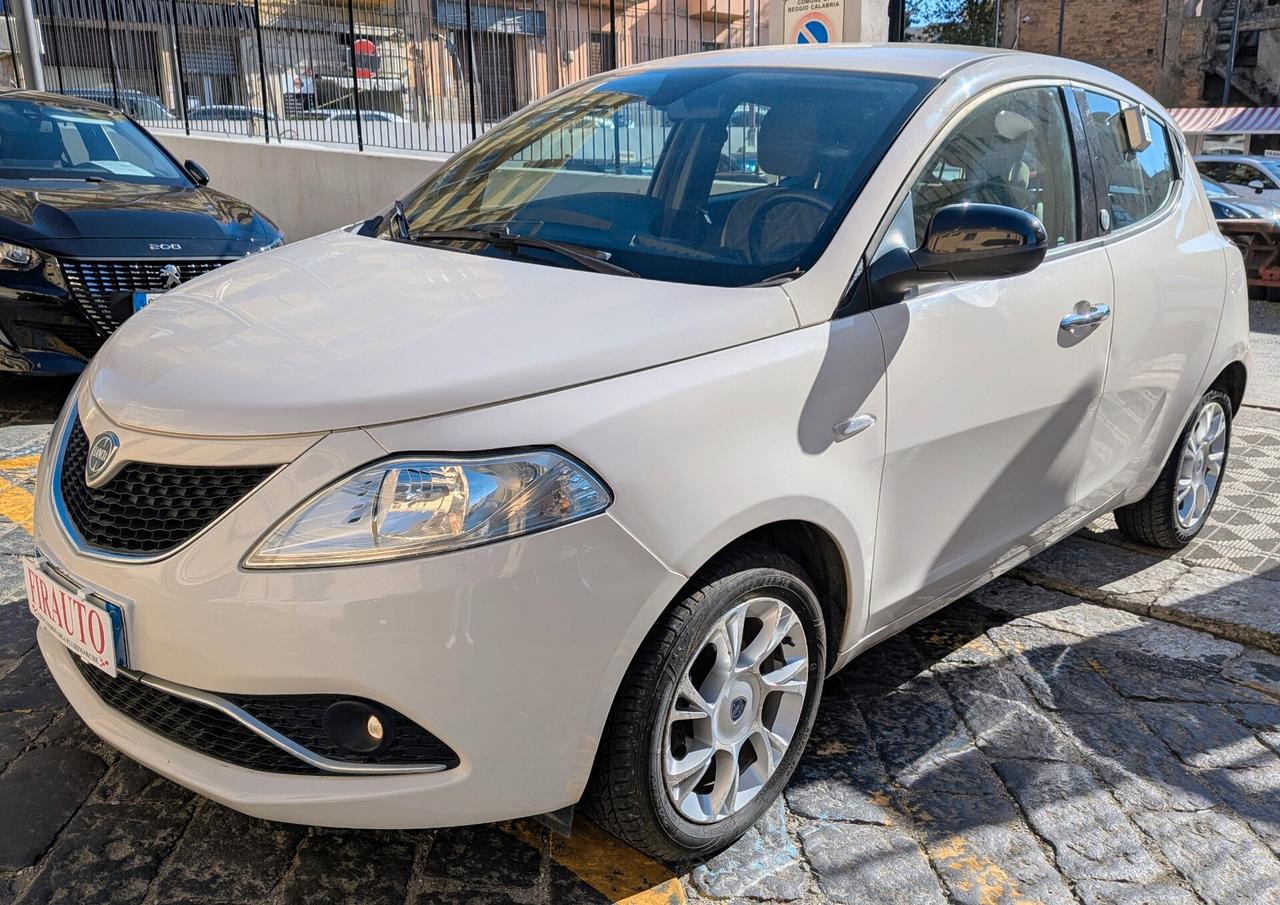 Lancia Ypsilon 1.3 MJT 16V 95 CV 5 porte S&S Platinum