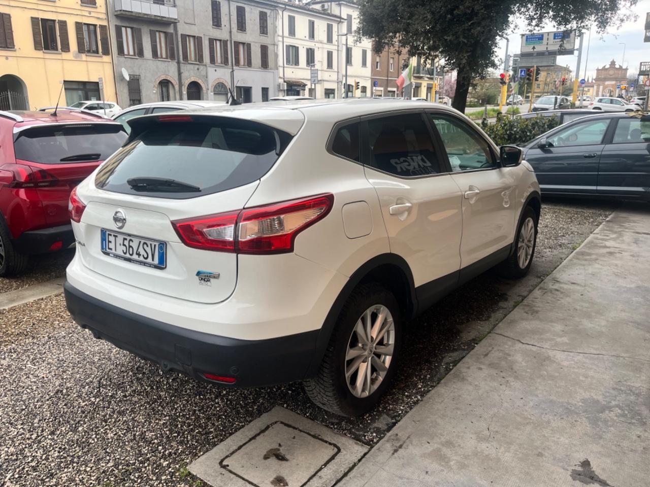 Nissan Qashqai 1.5 dCi Acenta Plus