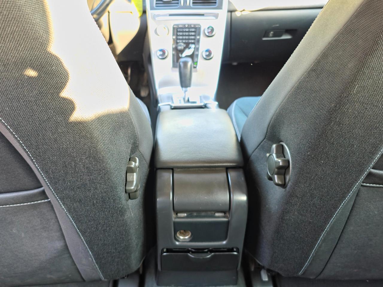 Volvo XC 60 XC60 D5 AWD Geartronic Summum CV-215 E5 Automatico 2012