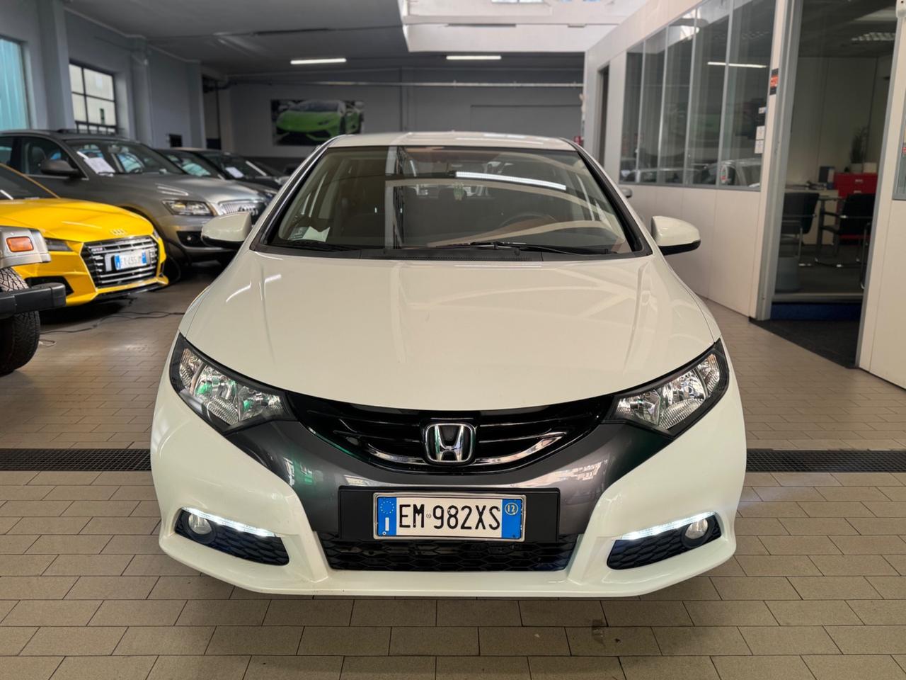 Honda Civic 1.4 i-VTEC Sport