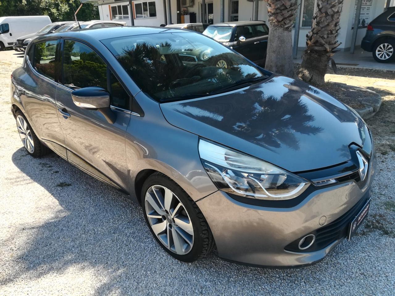 RENAULT - Clio - 1.5 dCi 8V 75 CV 5p. Costume Nat. - NEOPATENTATI - FINANZIABILE - PERMUTE