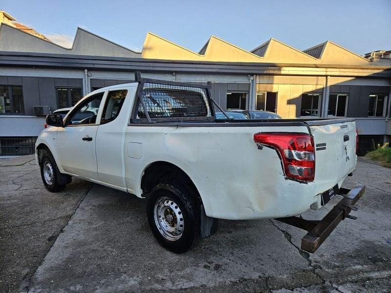 Mitsubishi L200 L200 c 2.4d 4wd 154cv